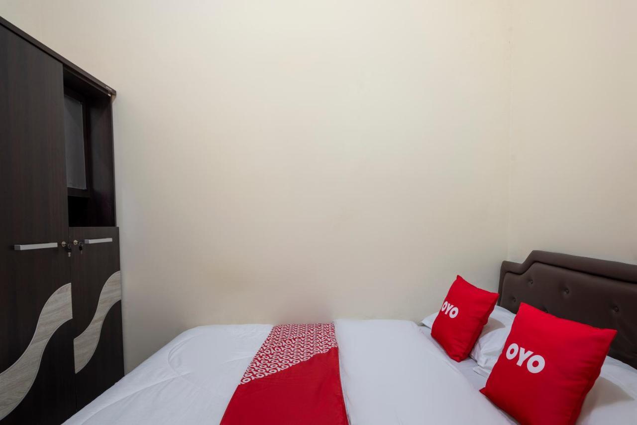 Oyo 3706 Griya Tentrem Syariah Lamongan Экстерьер фото