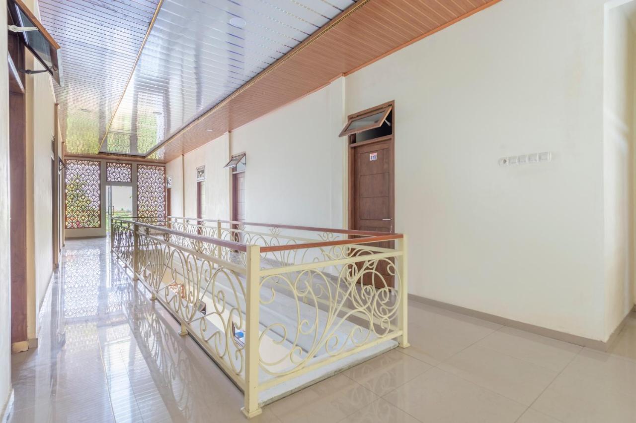Oyo 3706 Griya Tentrem Syariah Lamongan Экстерьер фото